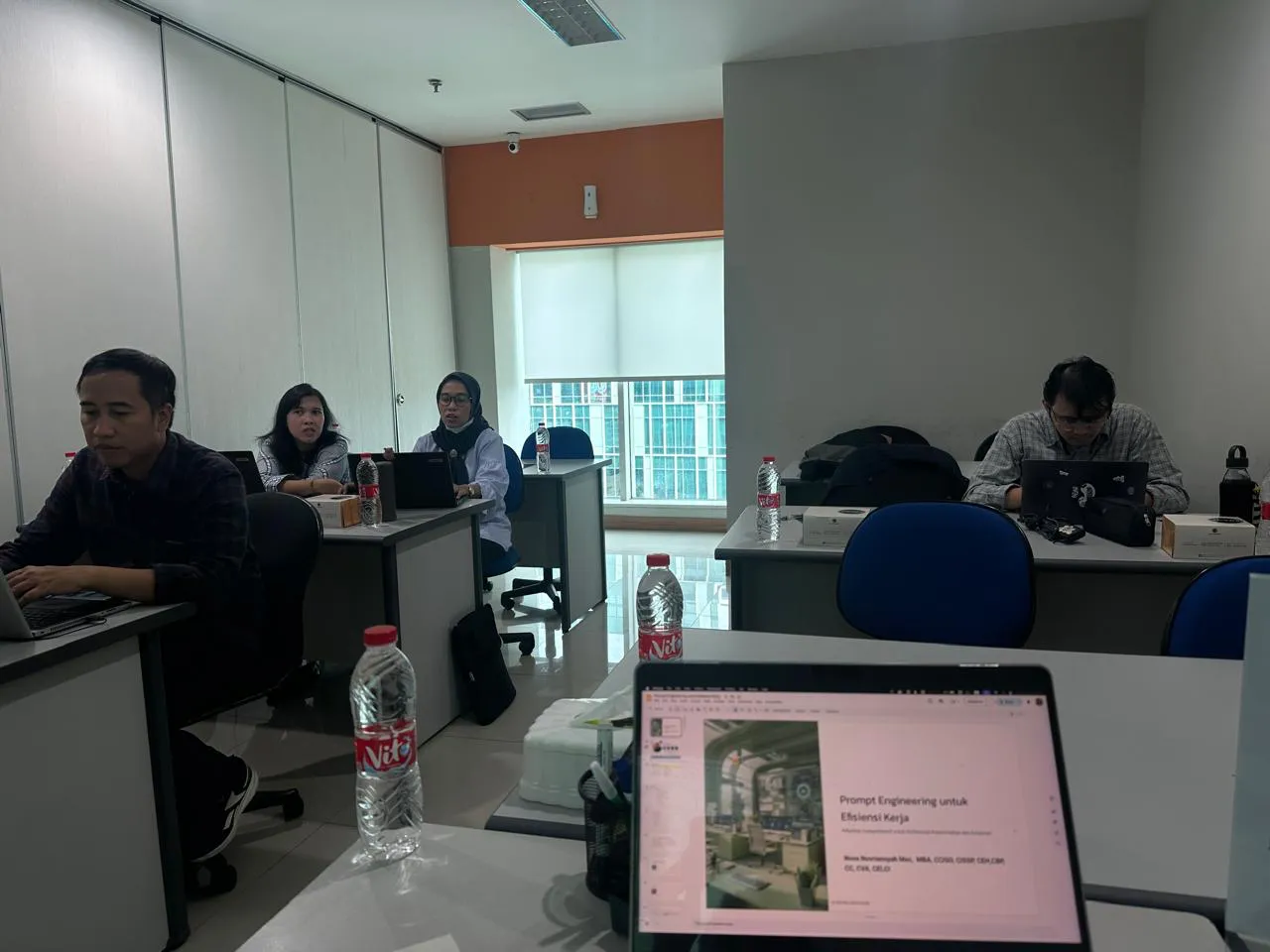 Pelatihan AI: Prompt Engineering Masterclass — Kementerian Pendidikan
